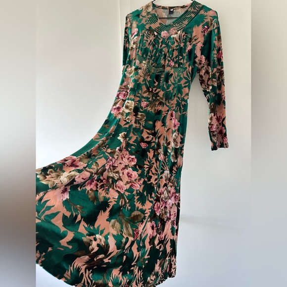 This is an Aishan brand spring and autumn blended long-sleeved dress - Picture 8 of 9